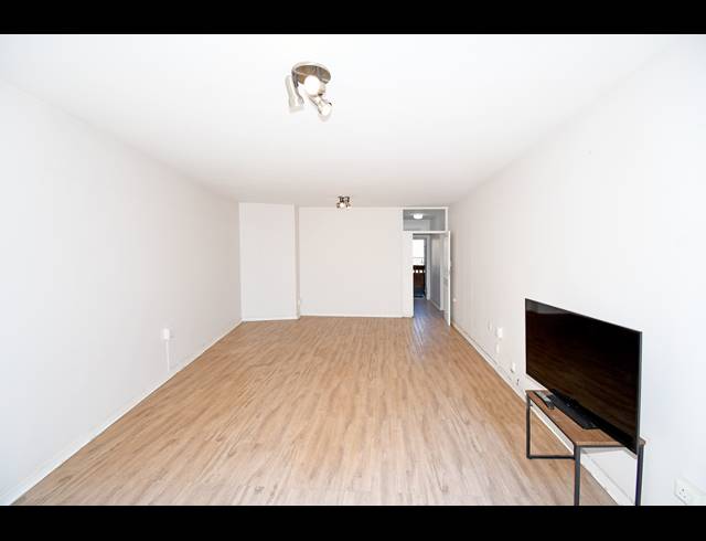 2 BEDROOM APARTMENT FOR SALE IN CRAIGHALL PARK